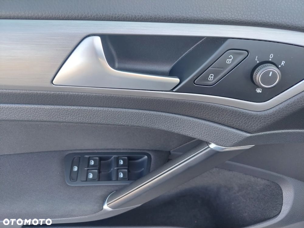 Volkswagen Golf Variant 1.6 TDI BMT Comfortline - 22