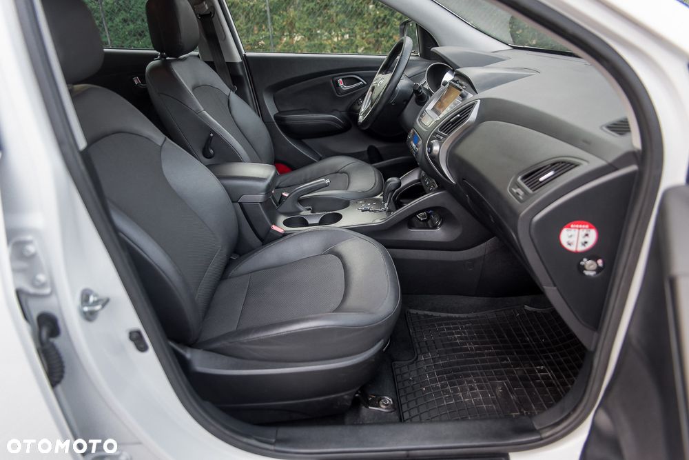 Hyundai ix35 2.0 CRDi Premium 4WD - 18