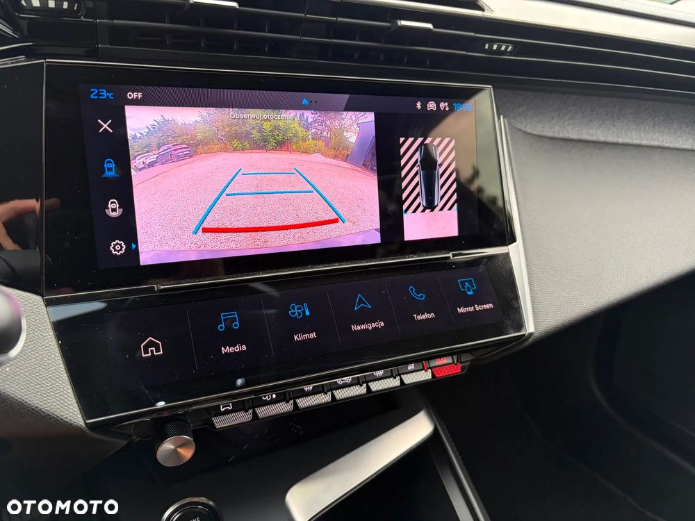 Peugeot 308 1.6 Hybrid PHEV Allure Pack EAT8 - 24