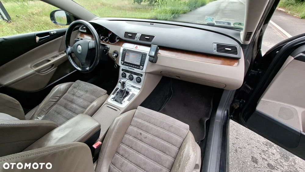 Volkswagen Passat 2.0 TDI Comfortline DSG - 15