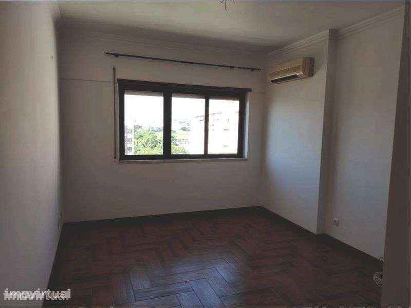 ARRENDA – T2 c/ arrecadação na Quinta da Marialva – Corroios - Grande imagem: 5/6
