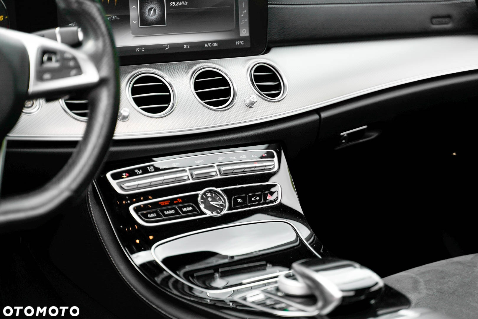 Mercedes-Benz Klasa E 350 BlueTEC 9G-TRONIC Avantgarde - 17