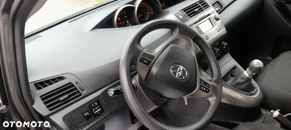 Toyota Verso 2.0 D-4D Edition - 20