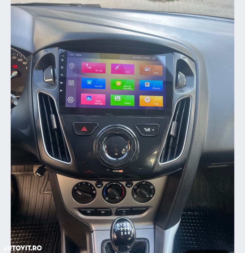Ford Focus - 10