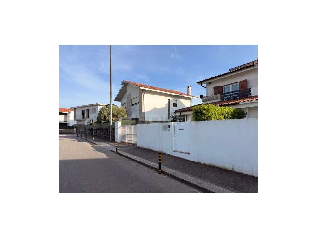 Moradia T4 no centro da cidade - Grande imagem: 4/4