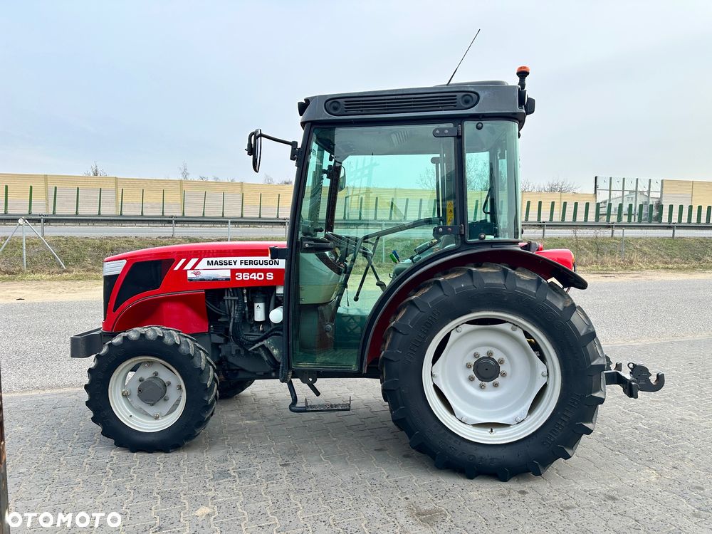 Massey Ferguson MF 3640S 3640 Sadowniczy 4WD Pełzaki Rewers PÓŁBIEG SpeedShift 2018 3650 - 5