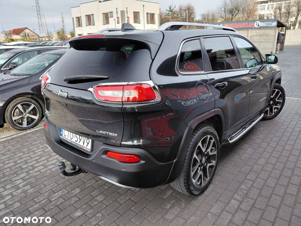 Jeep Cherokee - 8