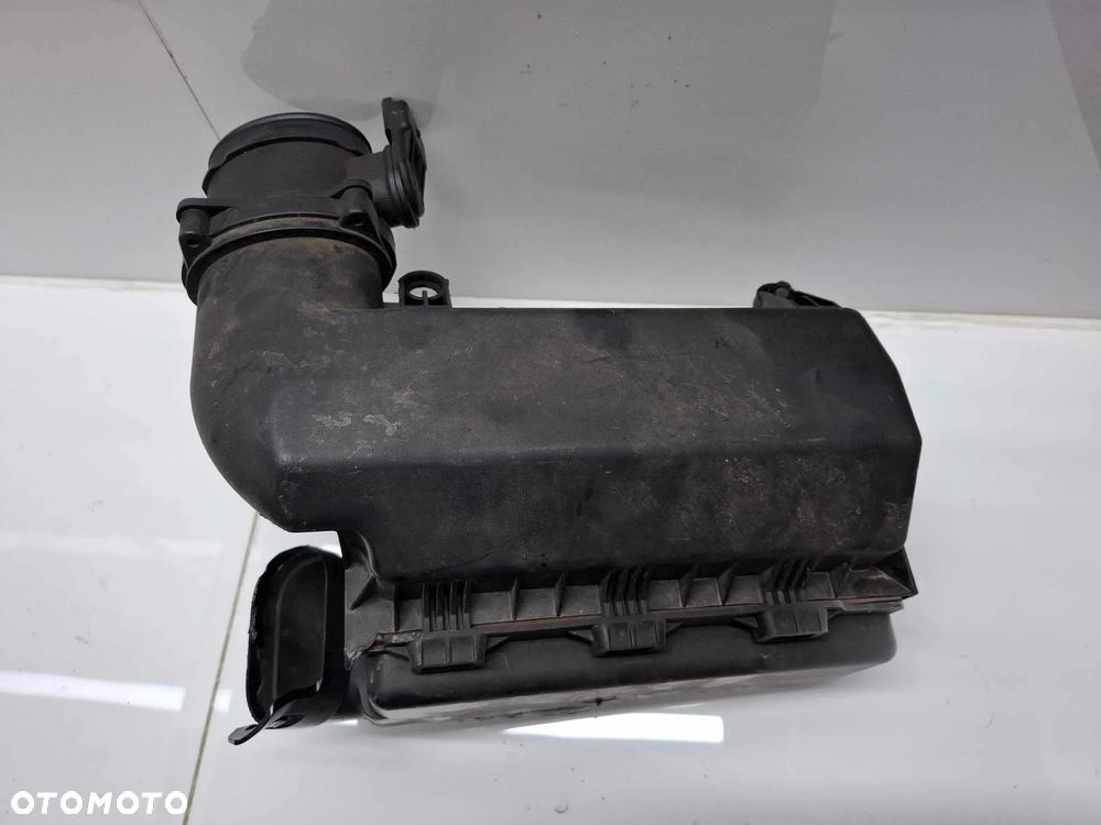 OBUDOWA FILTRA POWIETRZA PRZEPŁYWOMIERZ SCUDO JUMPY EXPERT II 1,6 HDI 07- - 1