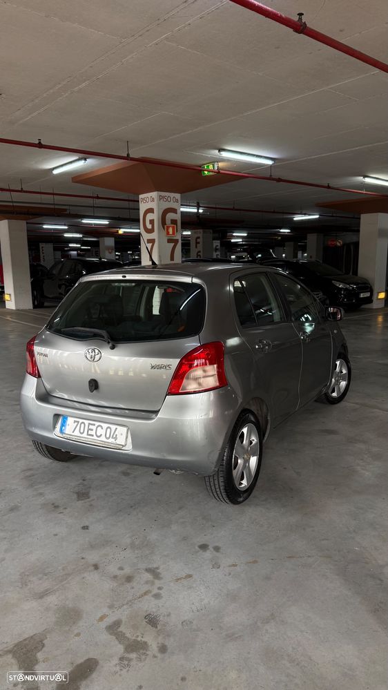 Toyota Yaris 1.0 VVT-i Sol AC+VSC - 5