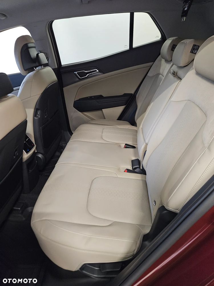 Kia Sportage 1.6 T-GDI HEV Business Line 4WD - 8