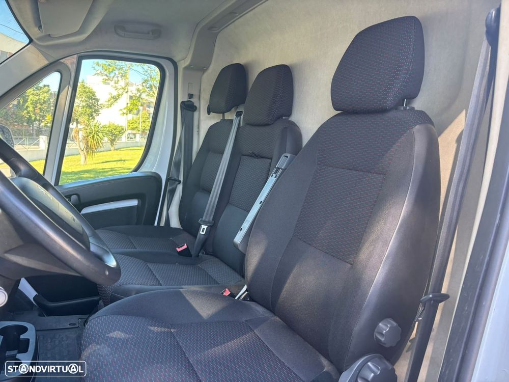 Peugeot Boxer 2.2 BLUEHDI 120cv - L1 H1 - AC - IVA DEDUTÍVEL - 17