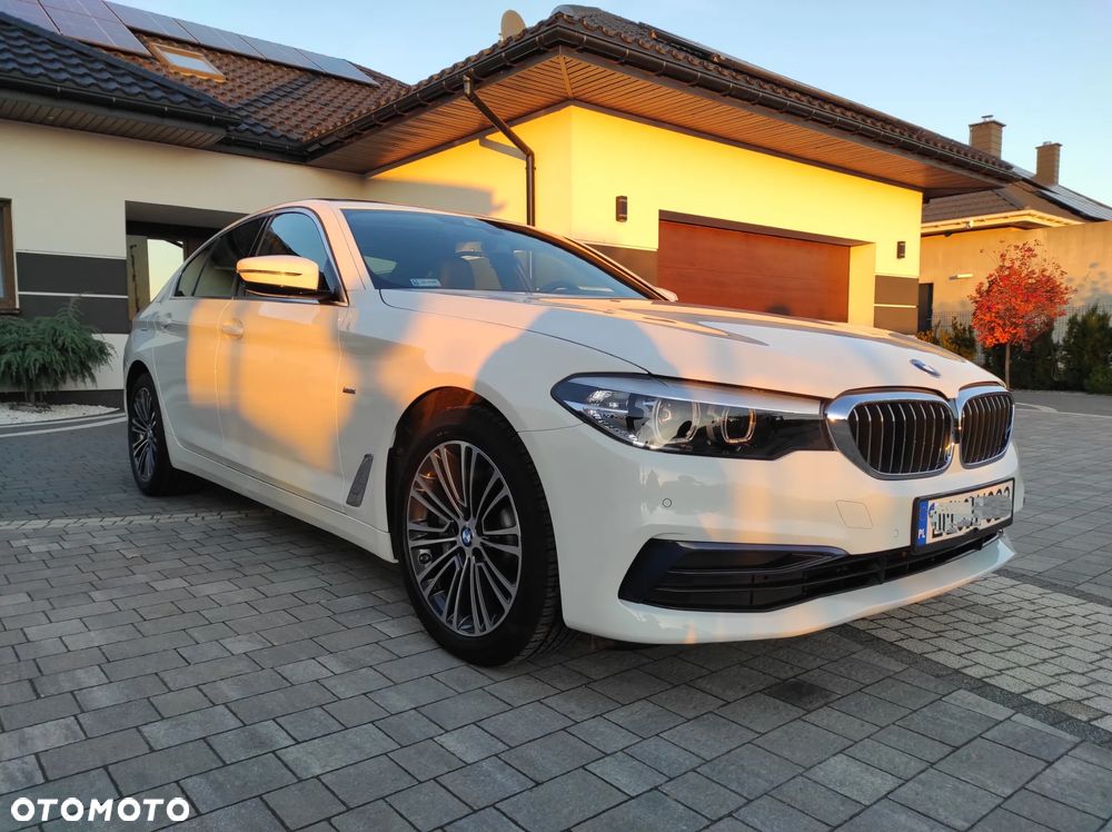BMW Seria 5 530i GPF Luxury Line - 9