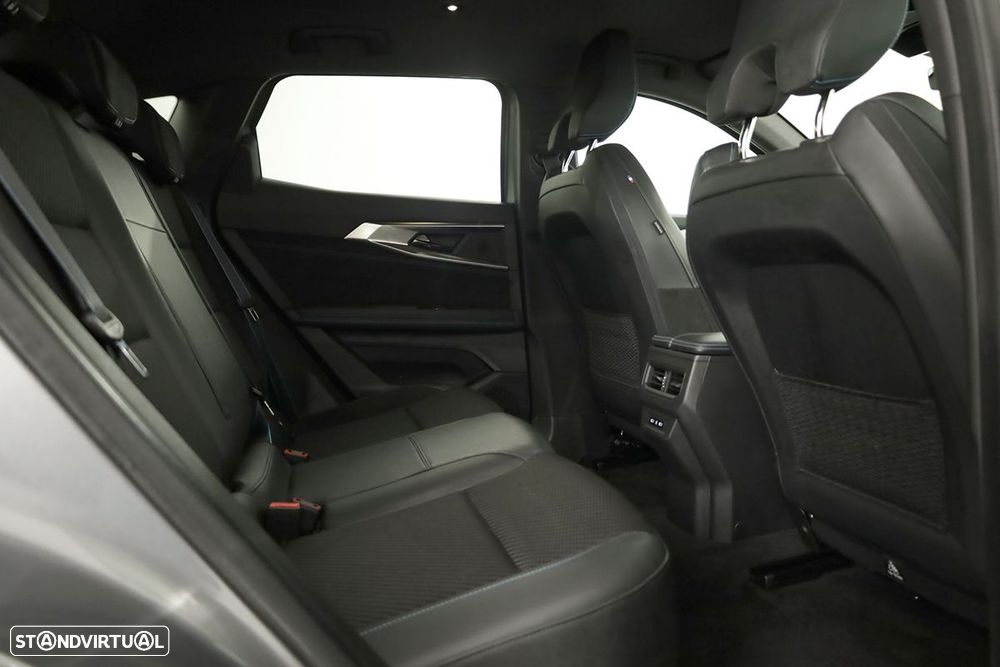 Renault Austral 1.2 E-Tech Techno Espirit - 23