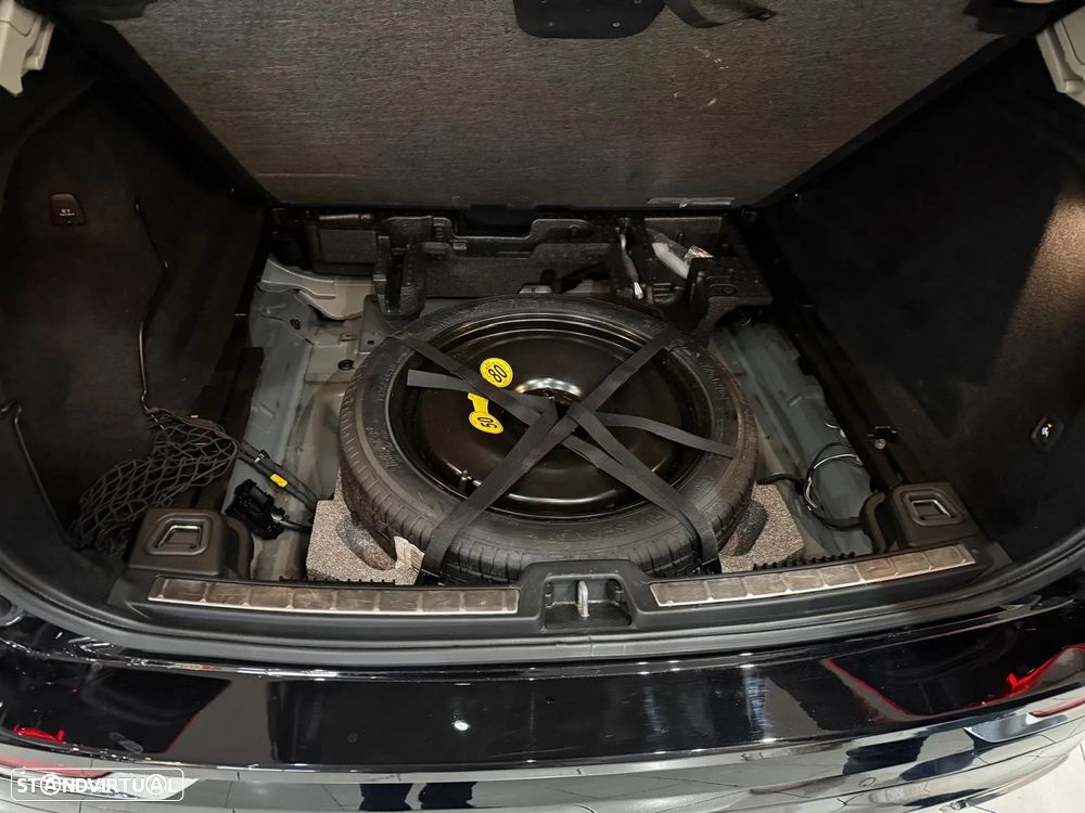 Volvo XC 60 2.0 D4 Inscription AWD Geartronic - 22