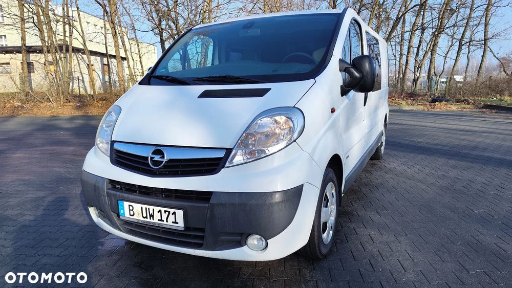Opel Vivaro - 15