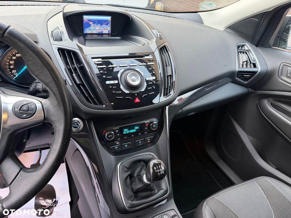 Ford Kuga - 17