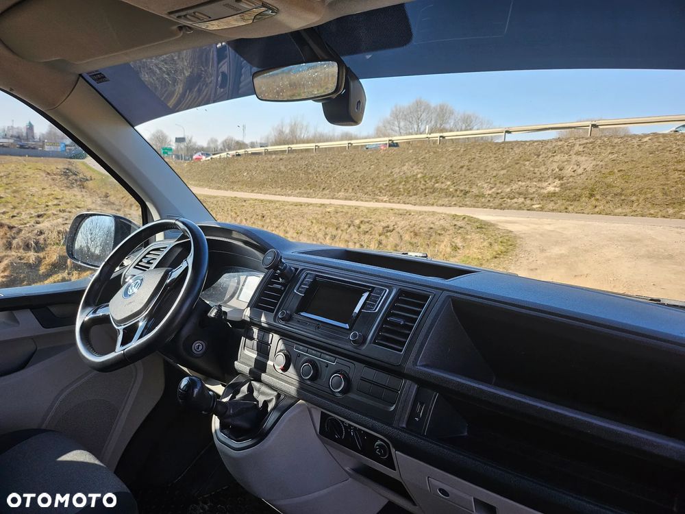 Volkswagen Caravelle L1 Trendline - 12