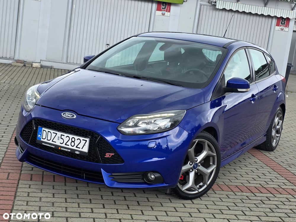 Ford Focus 2.0 EcoBoost ST mit Leder-Exclusiv-Paket - 9