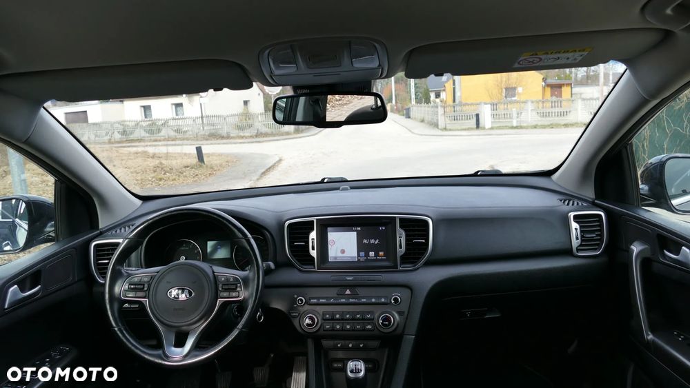 Kia Sportage 1.6 T-GDI 2WD VISION - 12