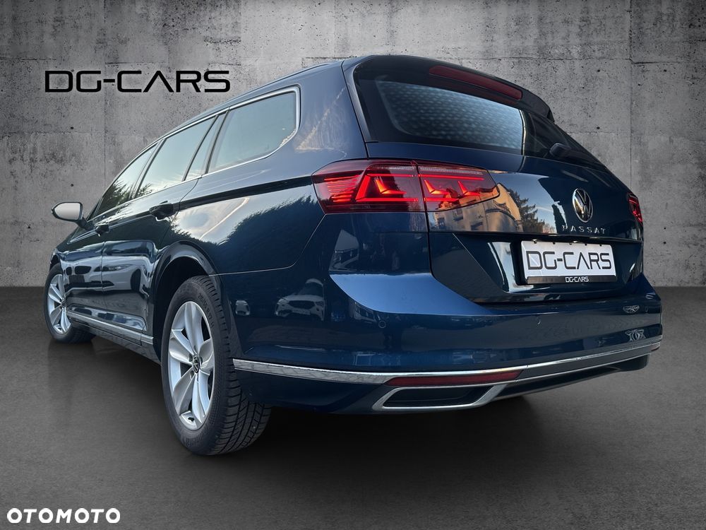 Volkswagen Passat Variant 2.0 TDI SCR DSG Elegance - 5