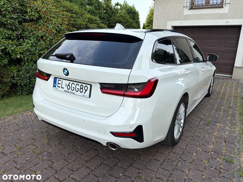 BMW Seria 3 318i Sport Line - 10