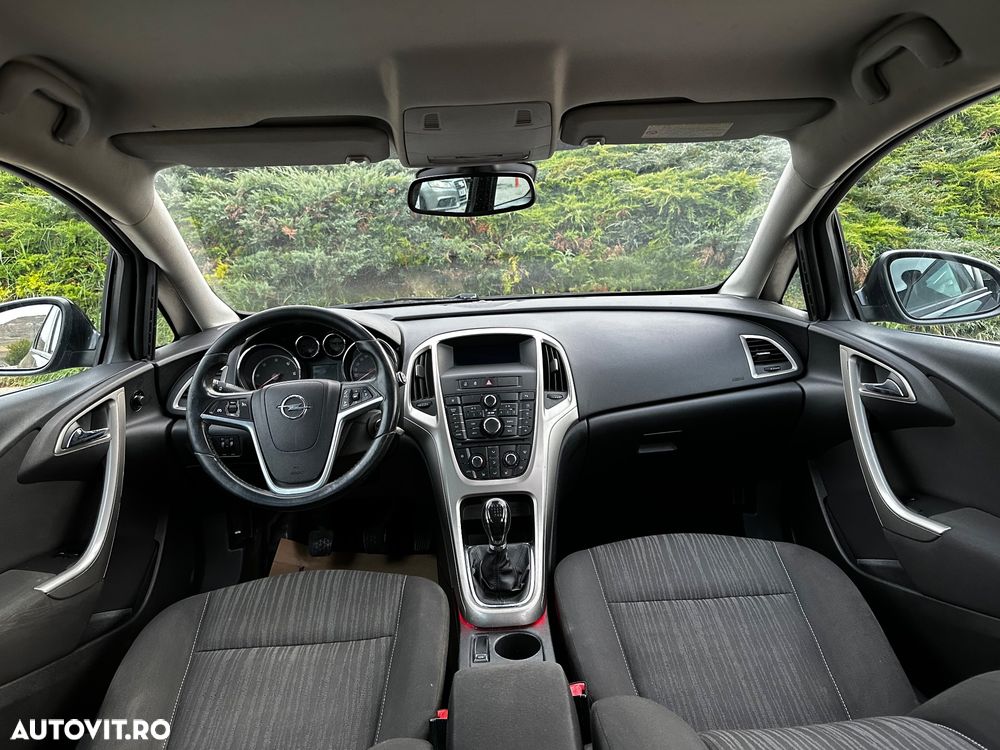 Opel Astra 1.7 CDTI ECOTEC - 10