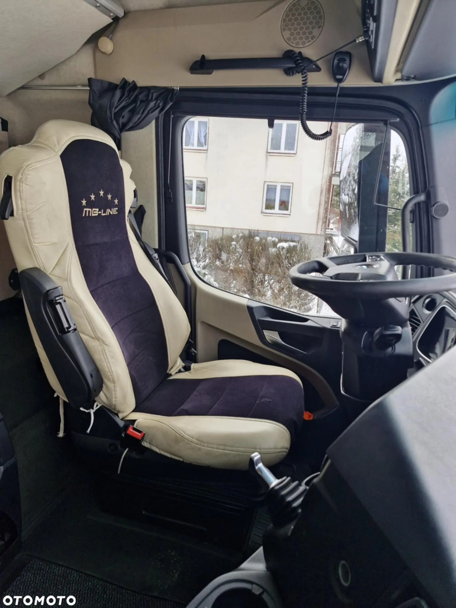 Mercedes-Benz ACTROS MP4 - 10