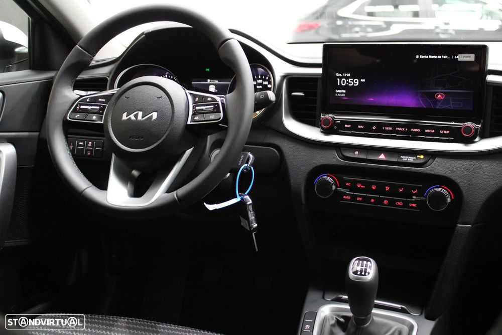 Kia XCeed 1.0 T-GDI Dynamic - 21