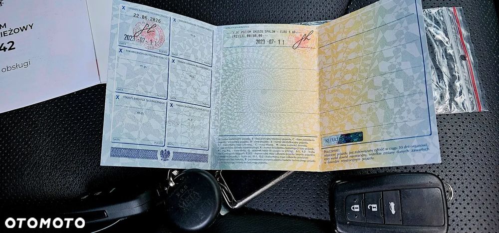 Toyota Camry 2.5 Hybrid Executive CVT - 37