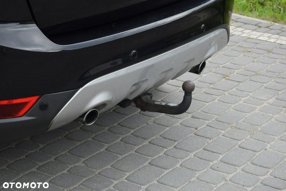 Ford Kuga 2.0 TDCi 2x4 Titanium - 14