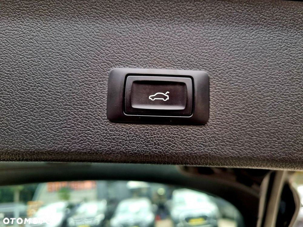 Audi A4 Avant 1.8 TFSI S line Sportpaket - 15