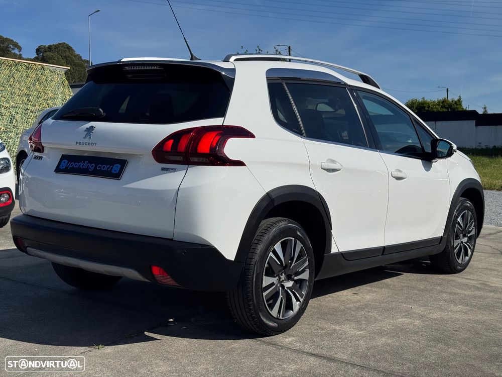 Peugeot 2008 1.2 PureTech Allure - 5