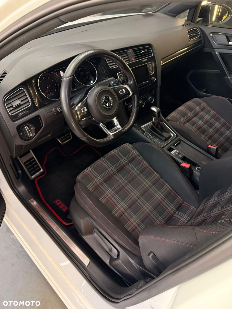 Volkswagen Golf 2.0 TSI BMT GTI Performance DSG - 21