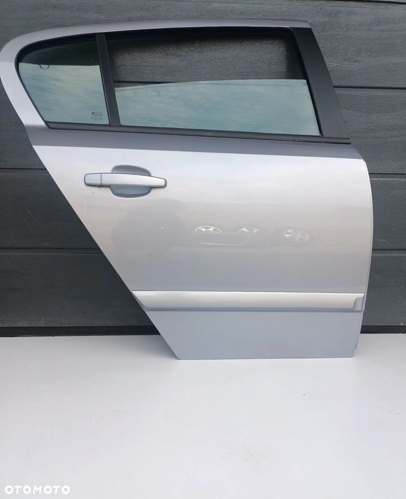DRZWI PRAWY TYŁ OPEL ASTRA H,/III 5 DRZWI/HATCHBACK-KOLOR Z163 - 2