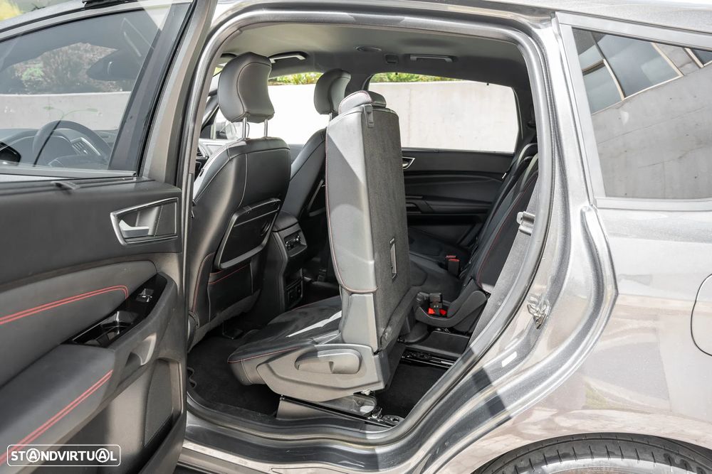 Ford S-Max 2.0 TDCi ST-Line - 38