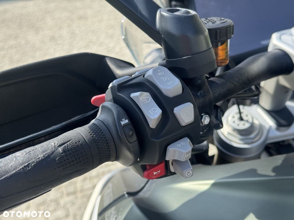 Triumph Tiger - 33
