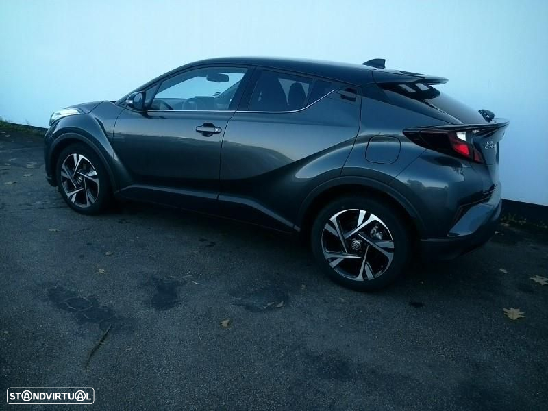 Toyota C-HR - 36