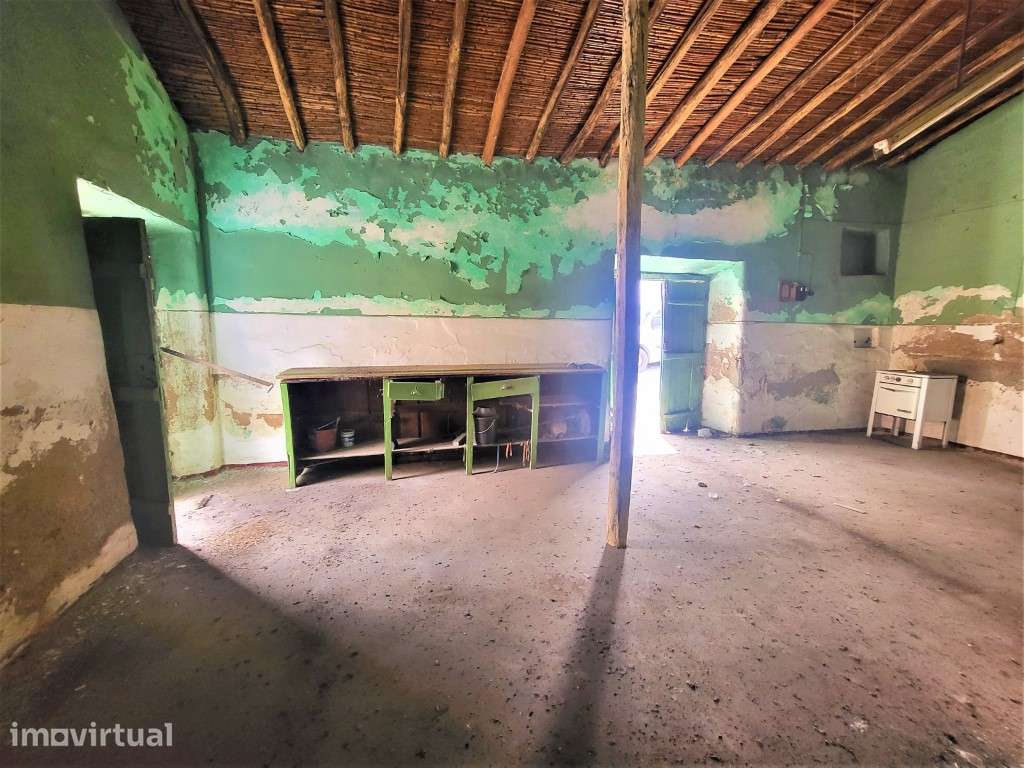 Moradia T1 com 70 m2 perto de Mourão - Grande imagem: 4/11