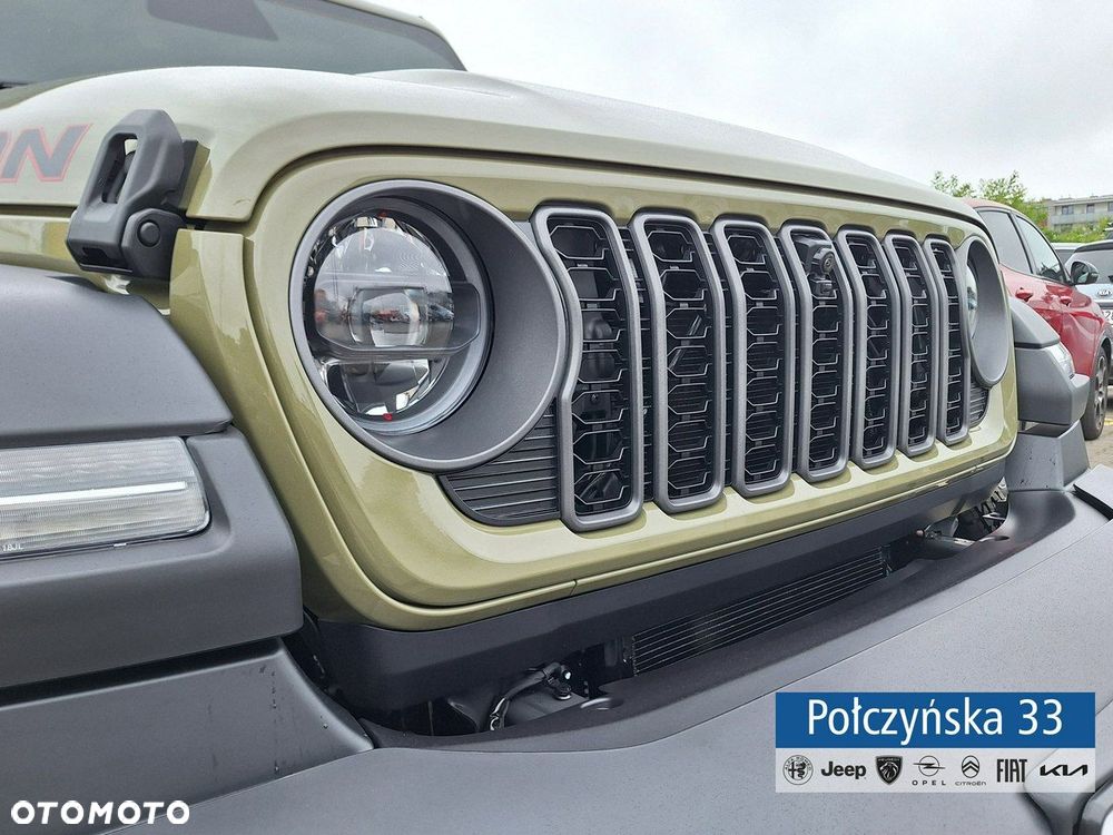 Jeep Wrangler - 36