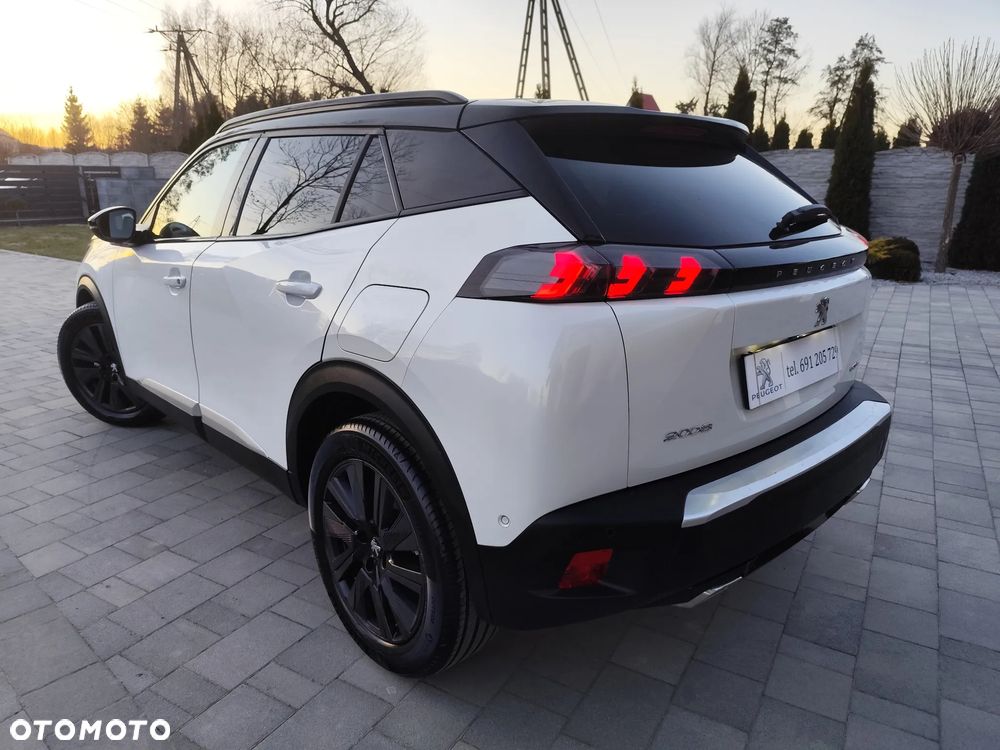 Peugeot 2008 1.2 PureTech GT Line S&S - 7