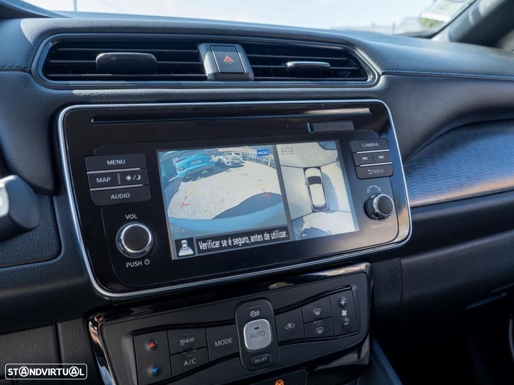 Nissan Leaf 40 kWh N-Connecta - 32