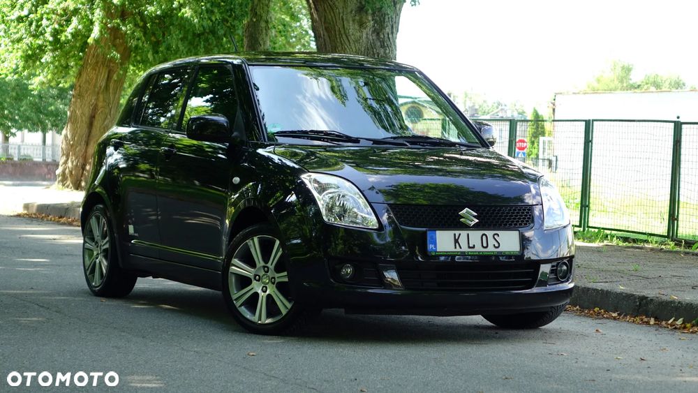 Suzuki Swift 1.3 Black and White - 40