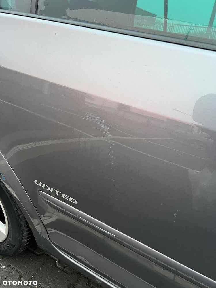 Volkswagen Golf Plus 1.9 TDI Trendline - 10