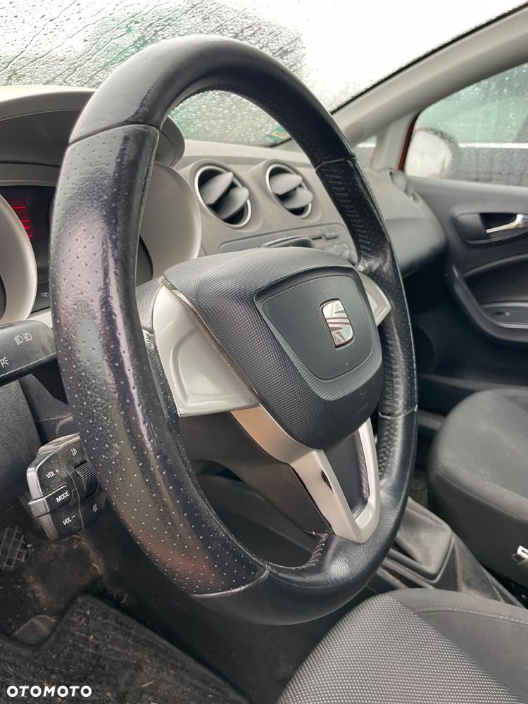 Seat Ibiza 1.6 16V Sport - 4