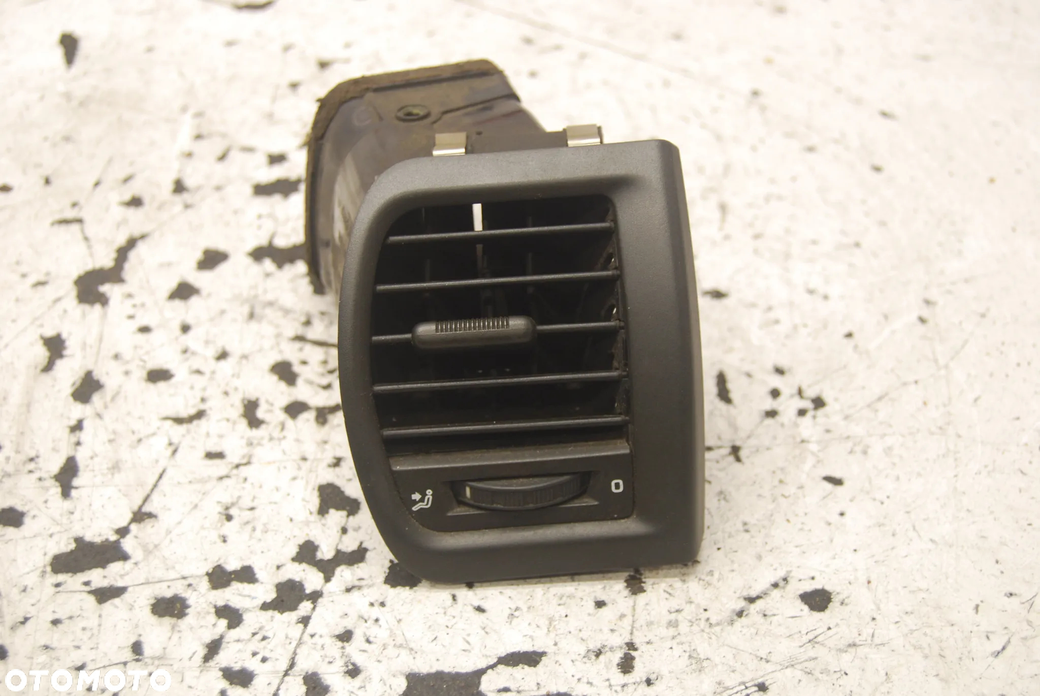 KRATKA NAWIEWU LEWA PRAWA 5J0819701 5J0819702 SKODA FABIA II ROOMSTER PRAKTIK 5J0819701C 5J0819702C - 4
