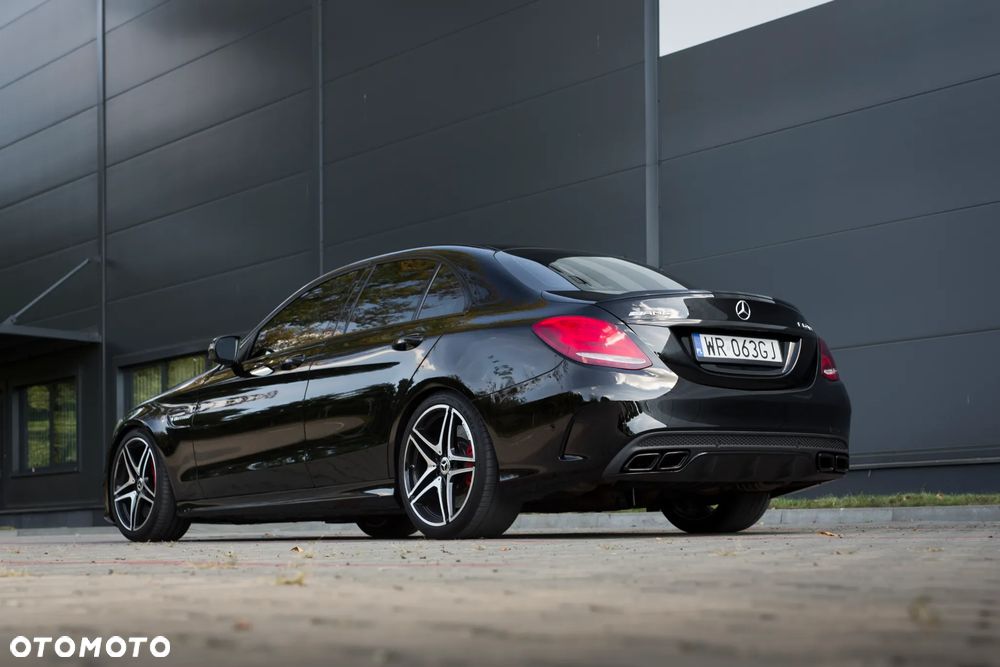 Mercedes-Benz Klasa C AMG 63 S AMG Speedshift 7G-MCT - 4