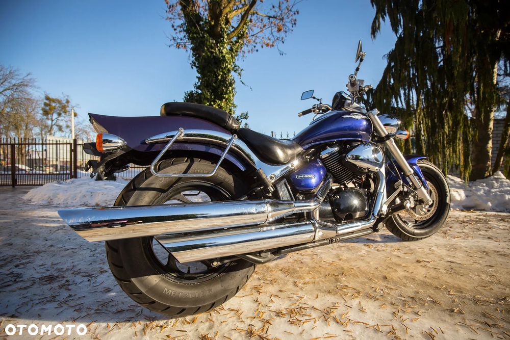 Suzuki Intruder - 35