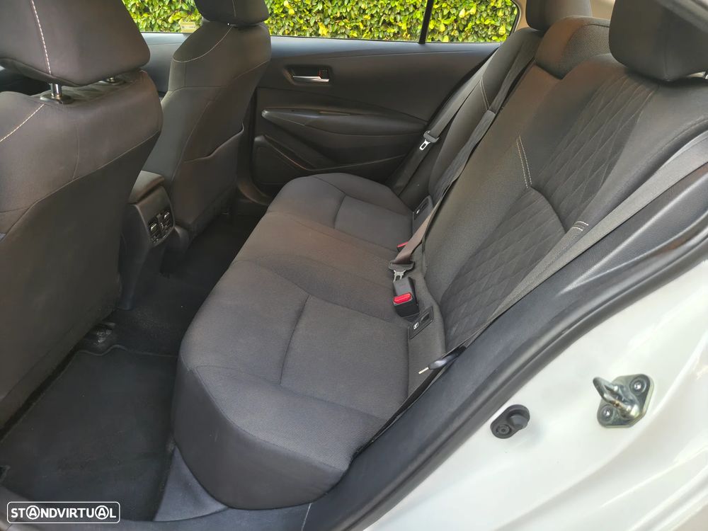 Toyota Corolla SD 1.6 Exclusive - 9