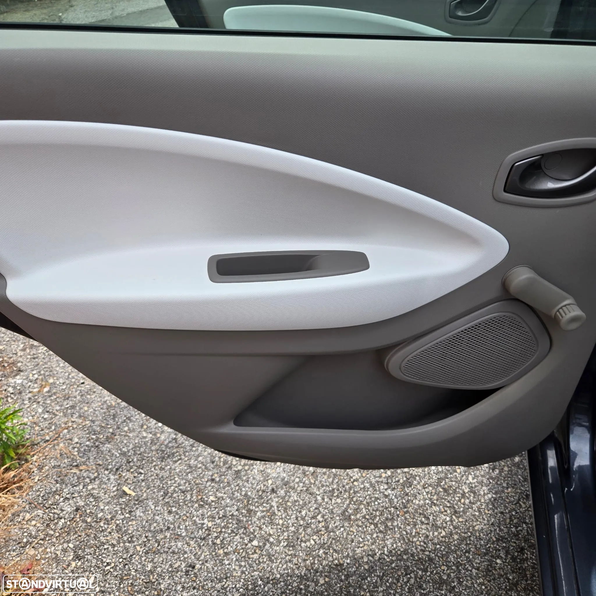 Renault Zoe (c/ Bateria) Zen - 18