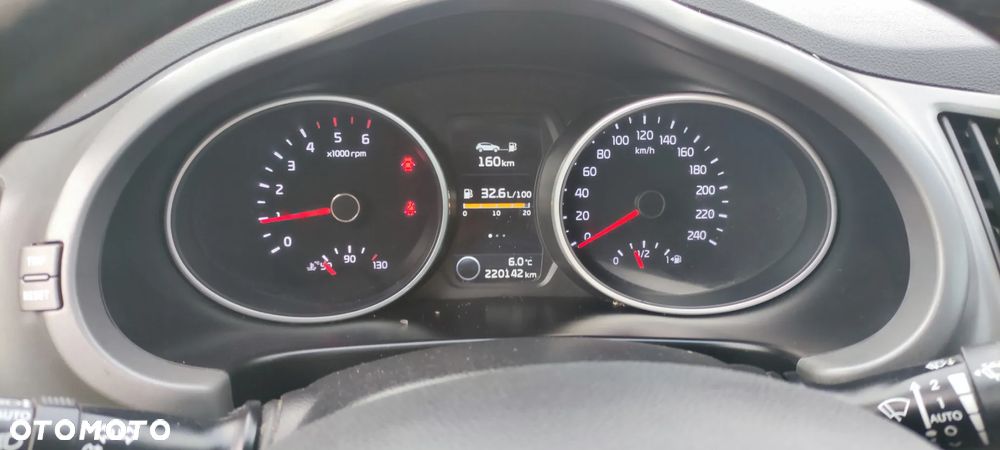 Kia Sportage 1.7 CRDI S 2WD - 23